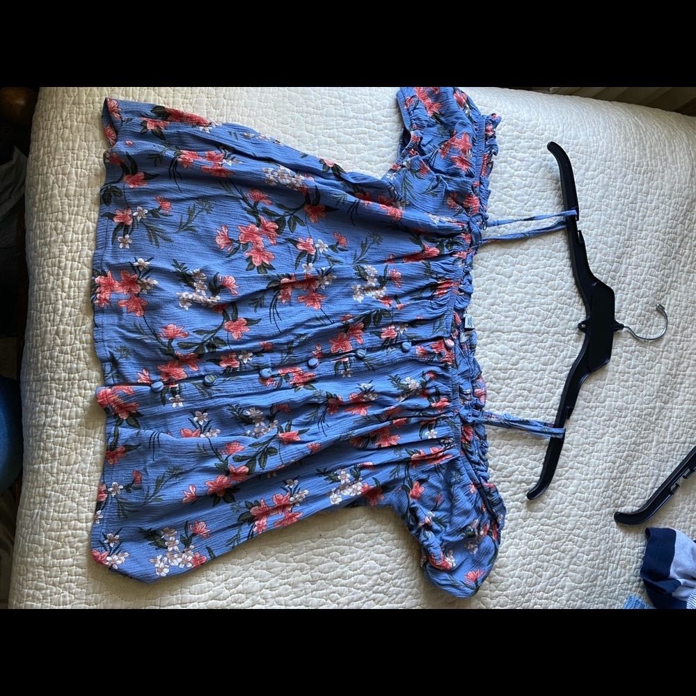 American eagle off the shoulder top